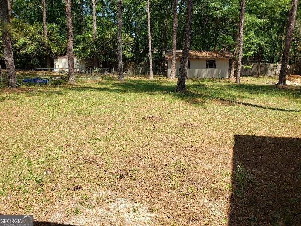 1254 Lakeview Rd - Photo 2 of 14