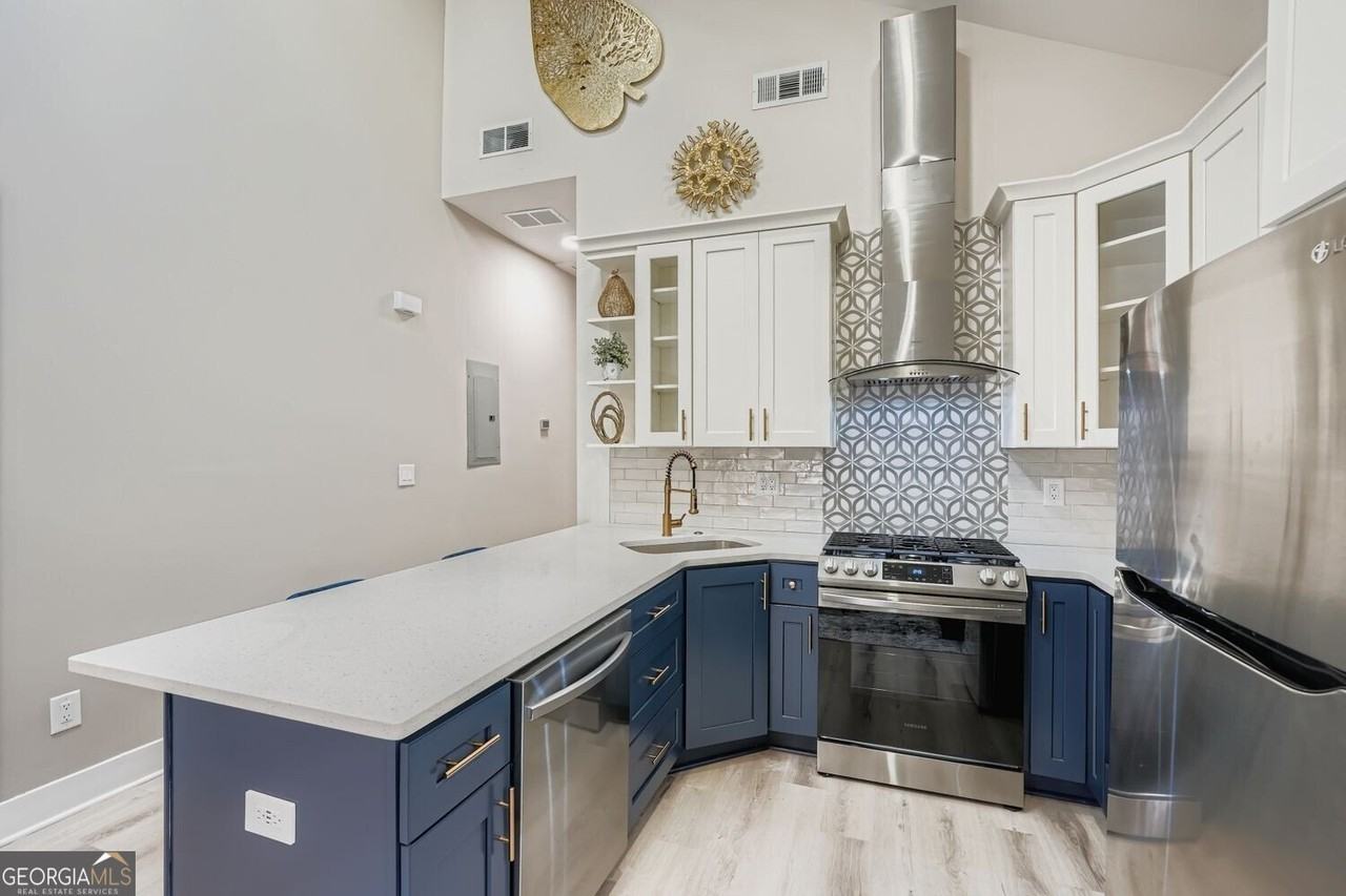 18 Booker St Nw - Photo 6 of 12