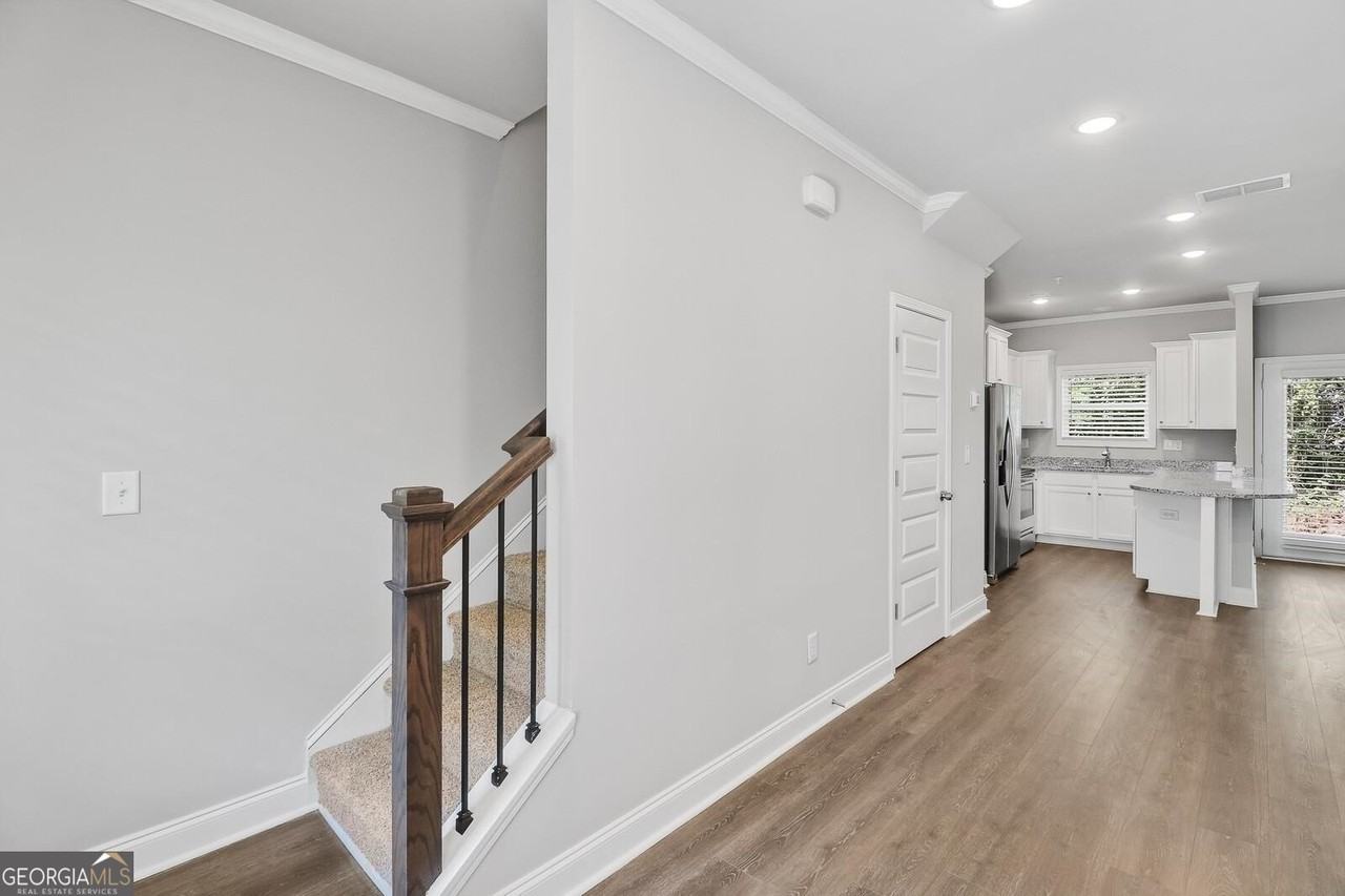 15 Sprayberry Rd Unit 13 - Photo 3 of 23