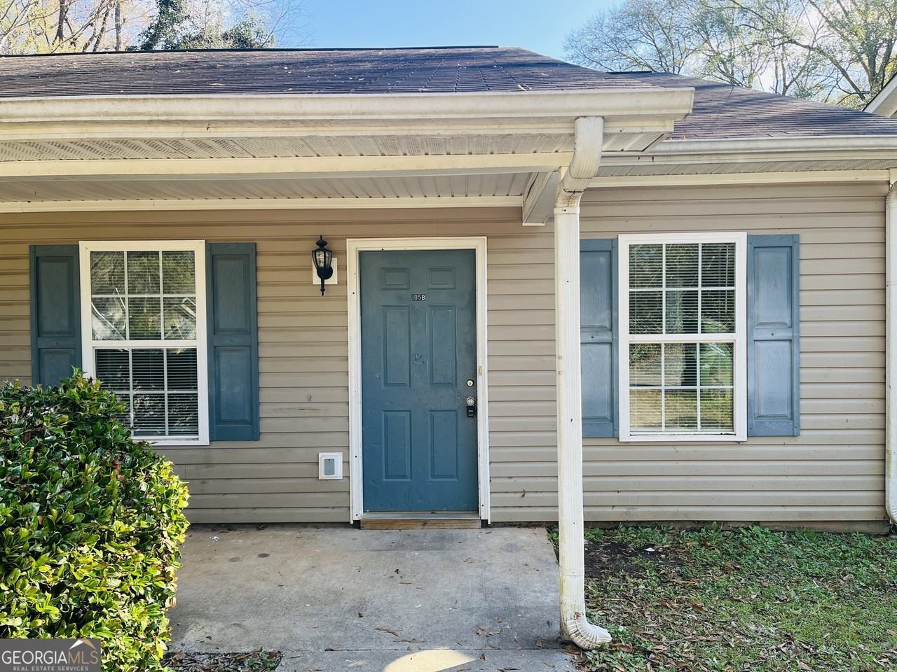 105 Granite St Apt B - Photo 2 of 28