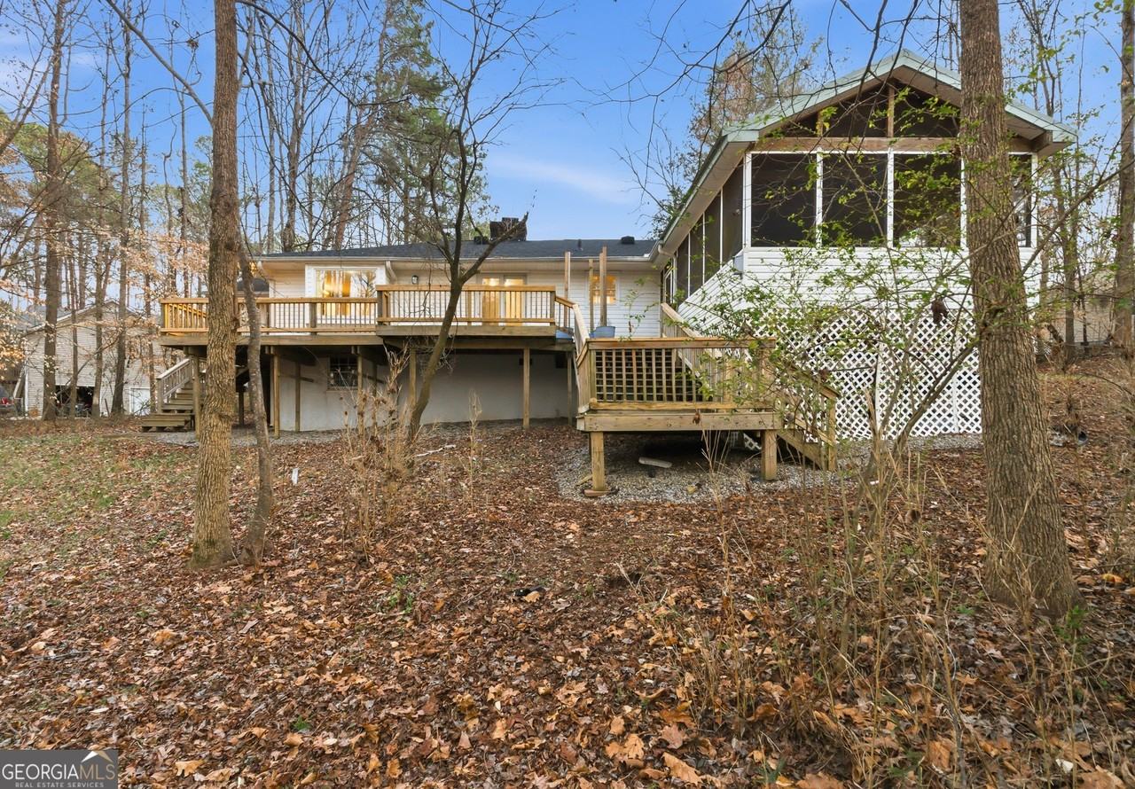 140 Maple Pl - Photo 2 of 29