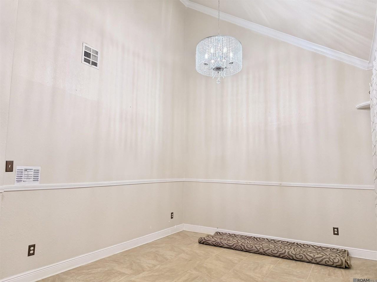 14717 Rhonda Ave - Photo 3 of 16