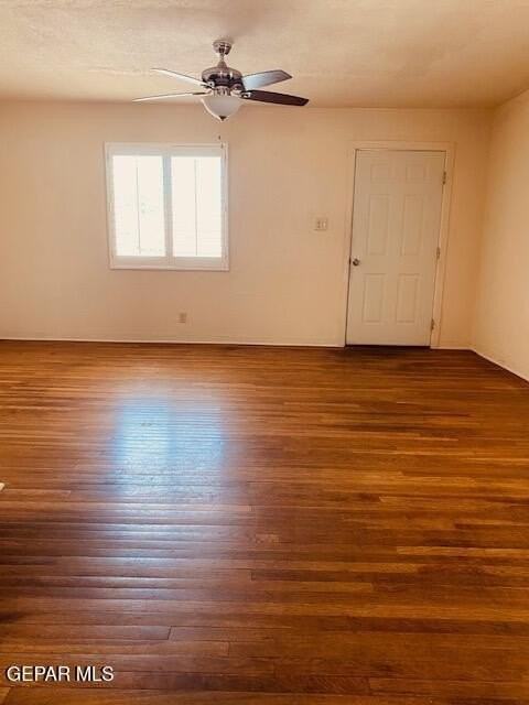 1924 Saint Johns Dr - Photo 5 of 13