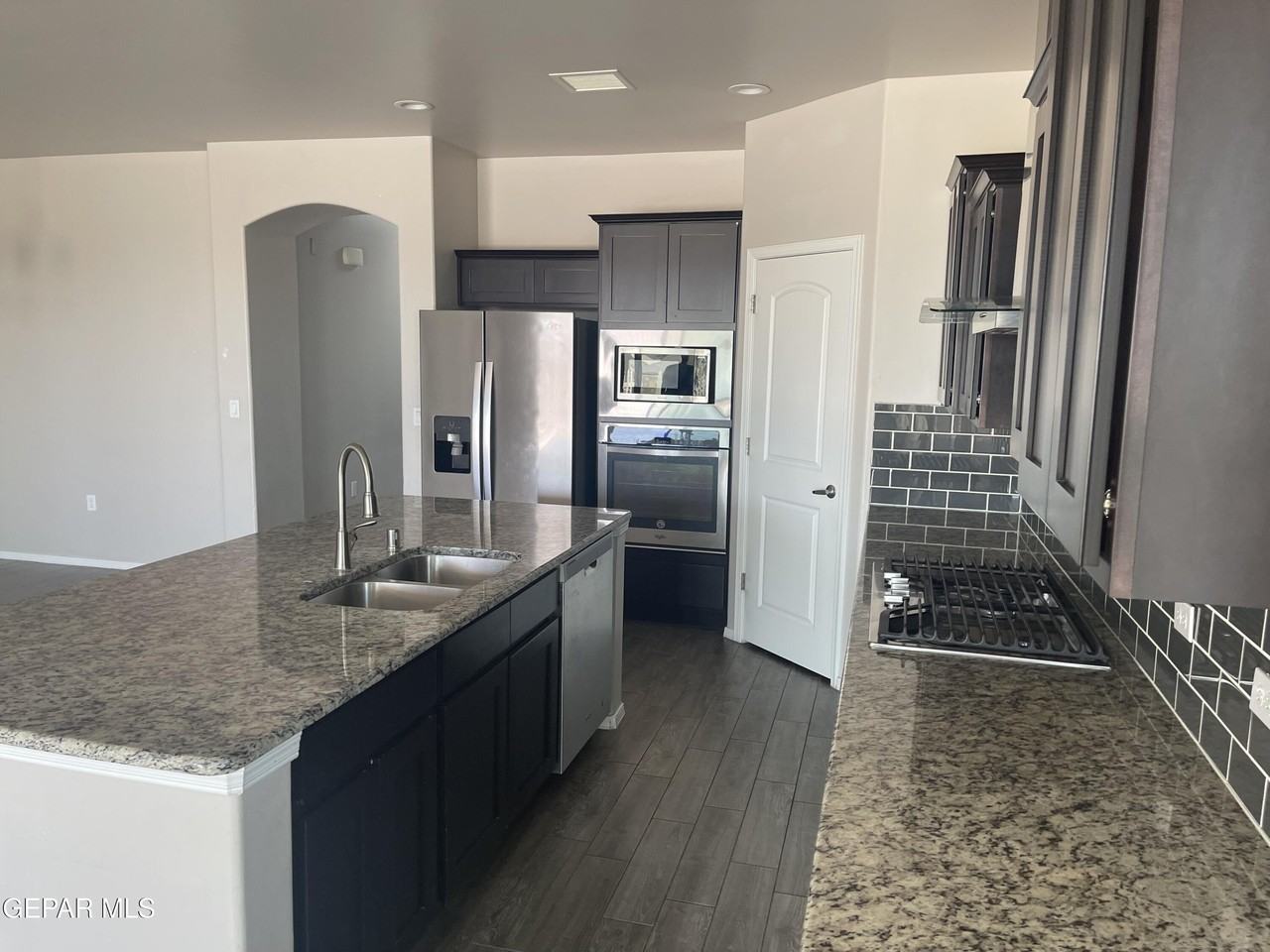 13136 Celtic - Photo 3 of 12