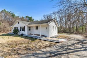 featured image of 207 James St #B