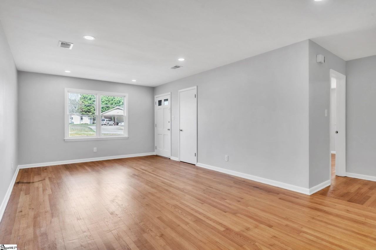 207B James St #B - Photo 5 of 20