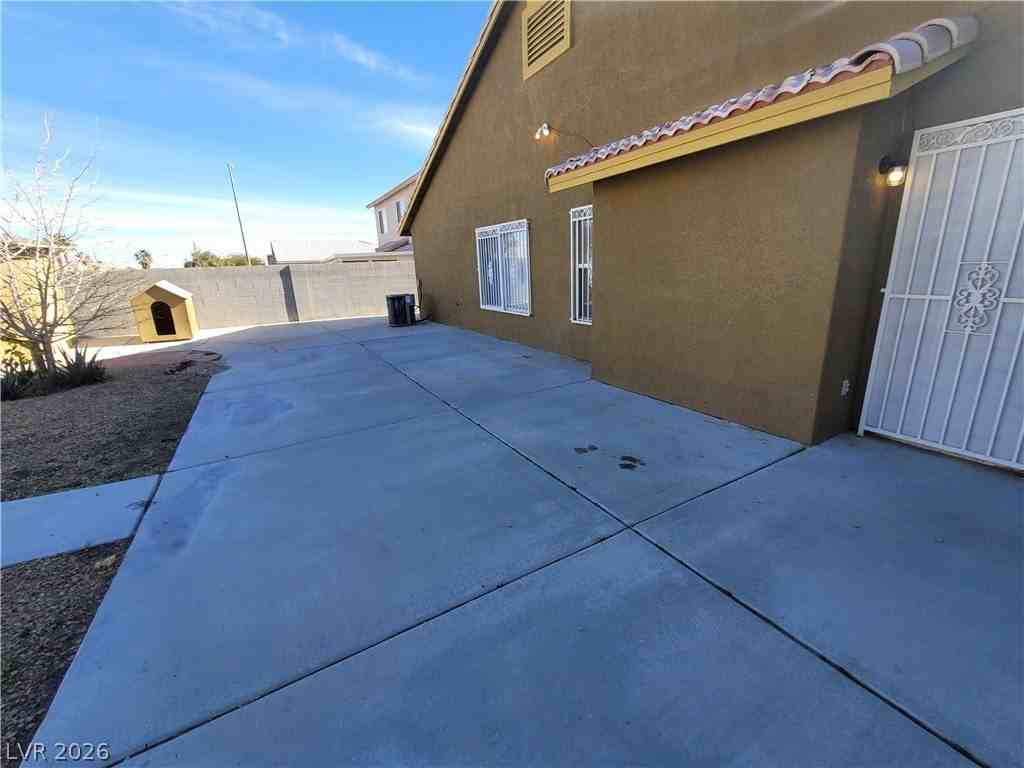 4406 Cinema Ave - Photo 5 of 50