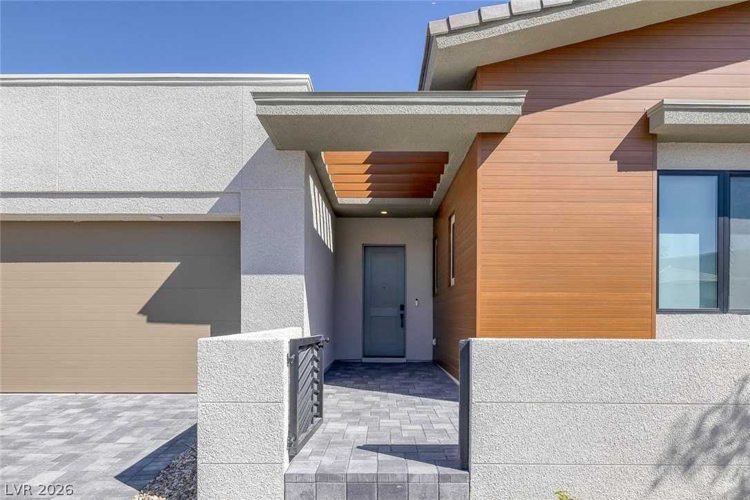 5000 Terramont Dr - Photo 4 of 50