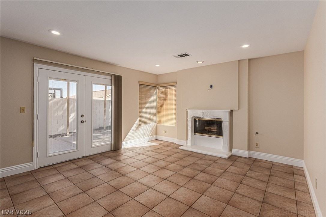 3308 Royal Glen Ct - Photo 6 of 29