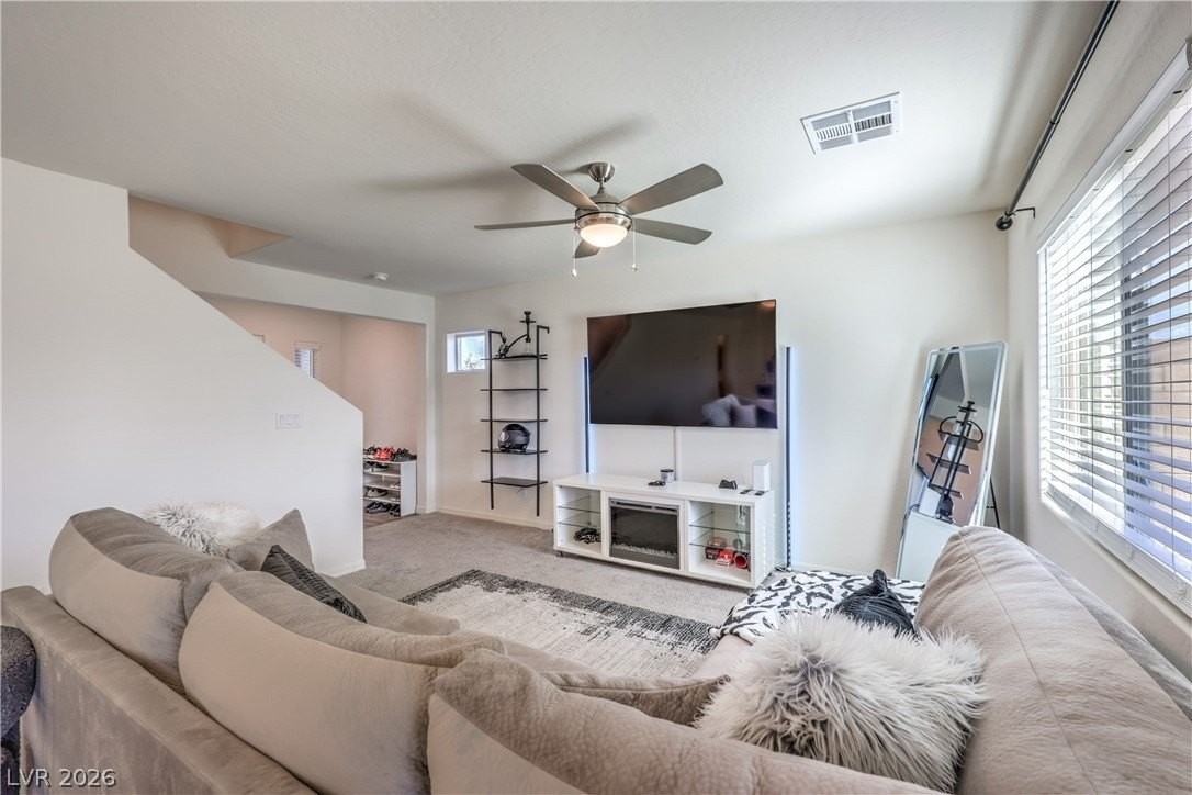 1635 Cowboy Path Ave - Photo 4 of 25