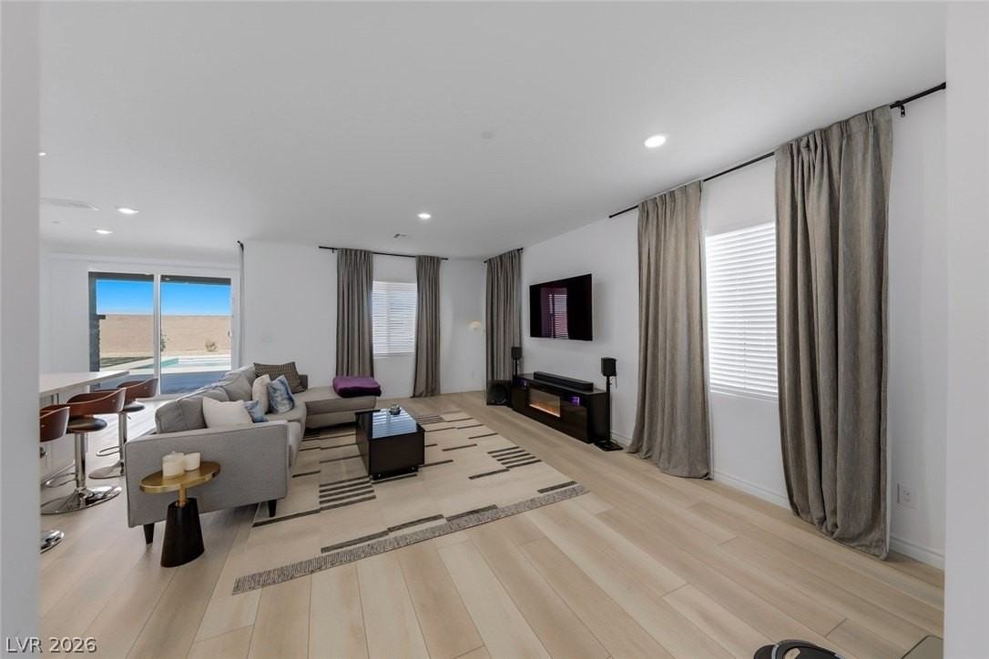 290 Robson Ridge Ln - Photo 5 of 50