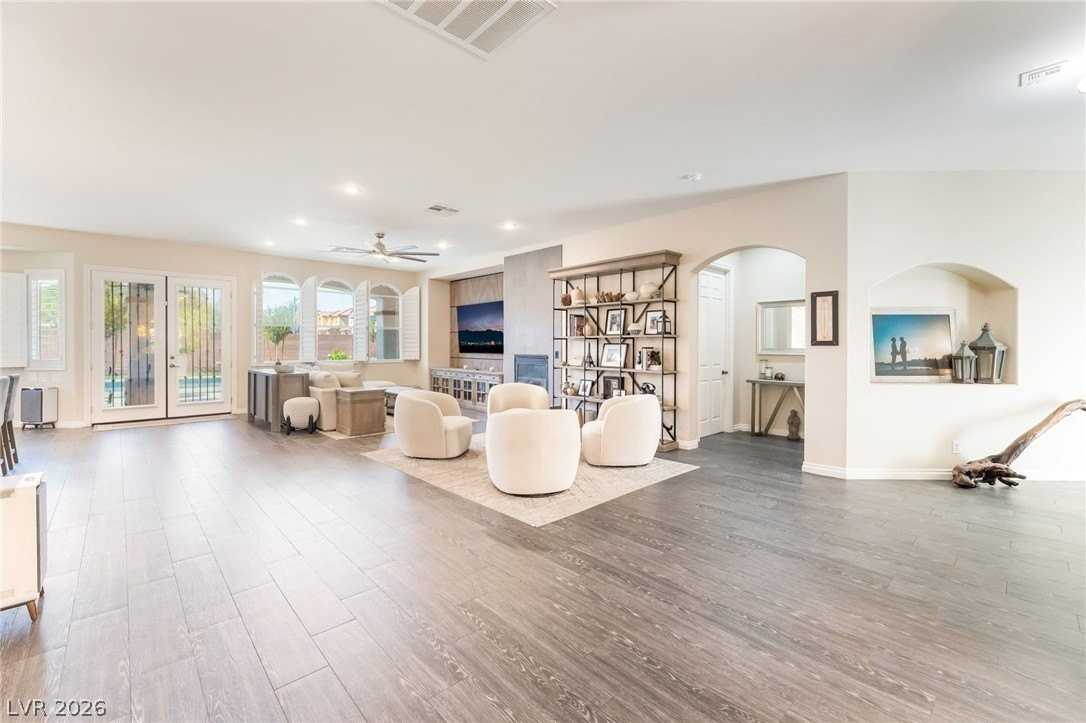 7581 Proud Meadows St - Photo 2 of 45