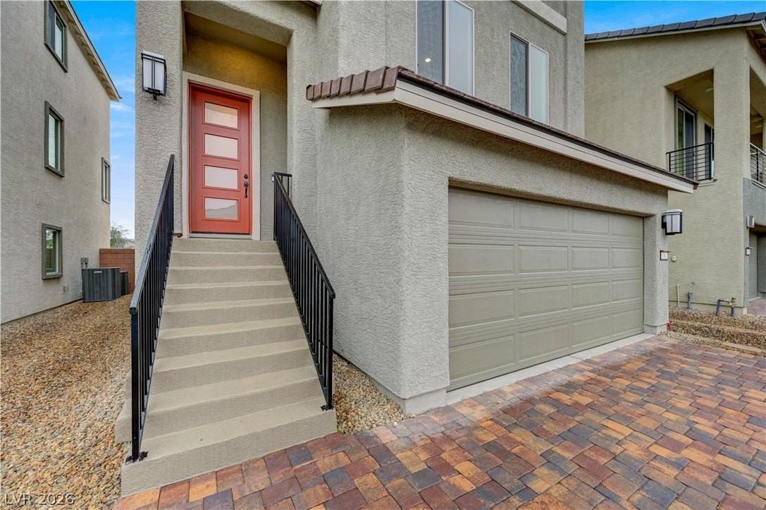 5767 Aurora Gale Ct - Photo 4 of 50