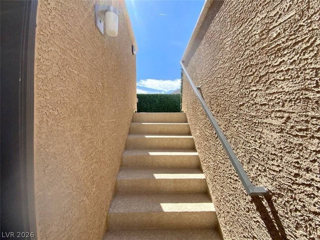 3916 Deluge Dr - Photo 6 of 25