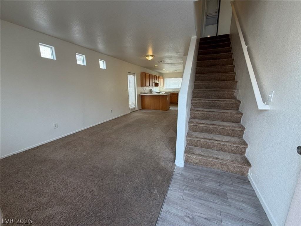 5211 Paradise Skies Ave - Photo 4 of 27