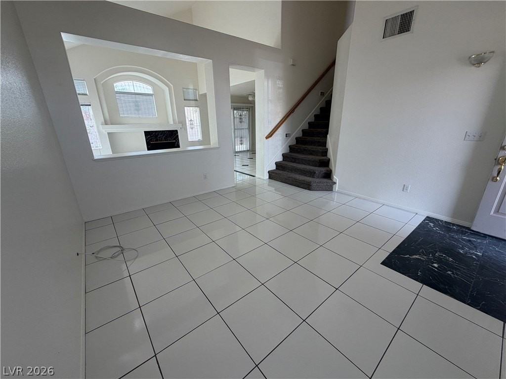 8089 Kentshire Dr - Photo 4 of 35