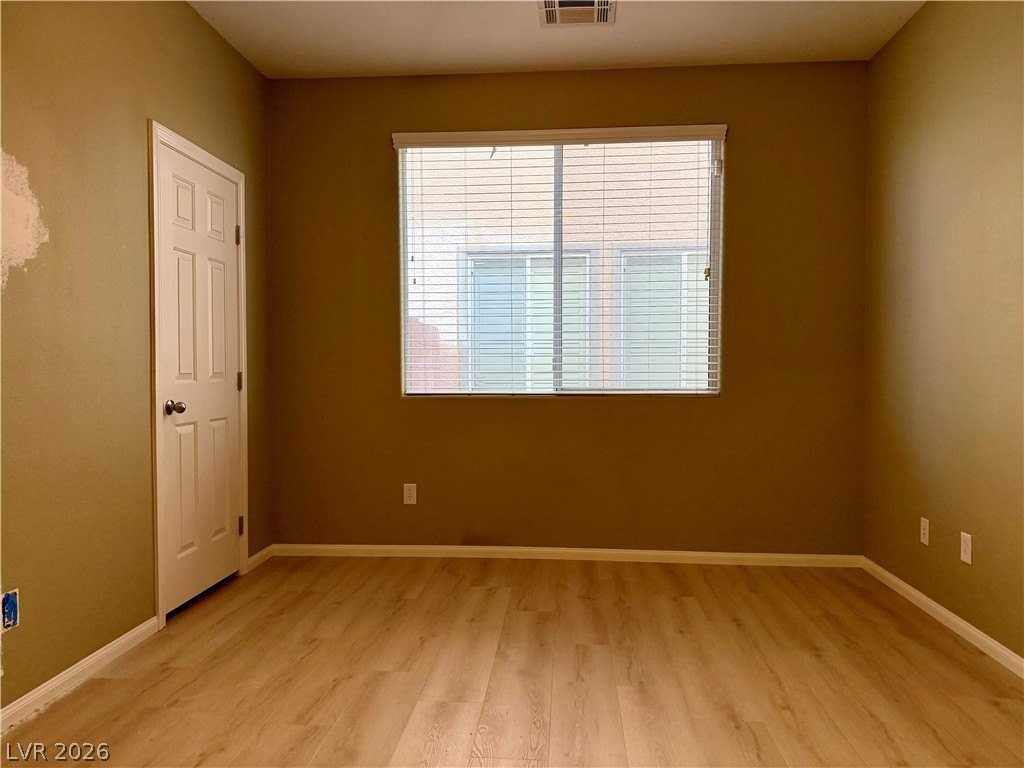 7628 Schuders Ave - Photo 7 of 15