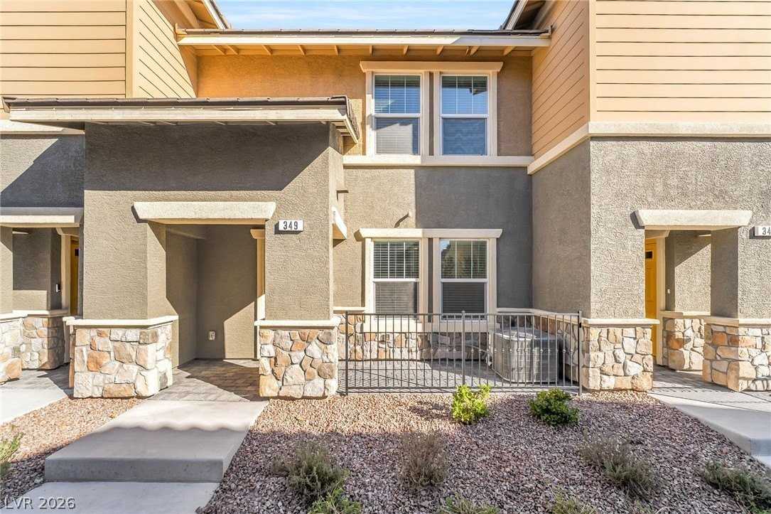 349 Summer Sparrow Ave - Photo 2 of 32