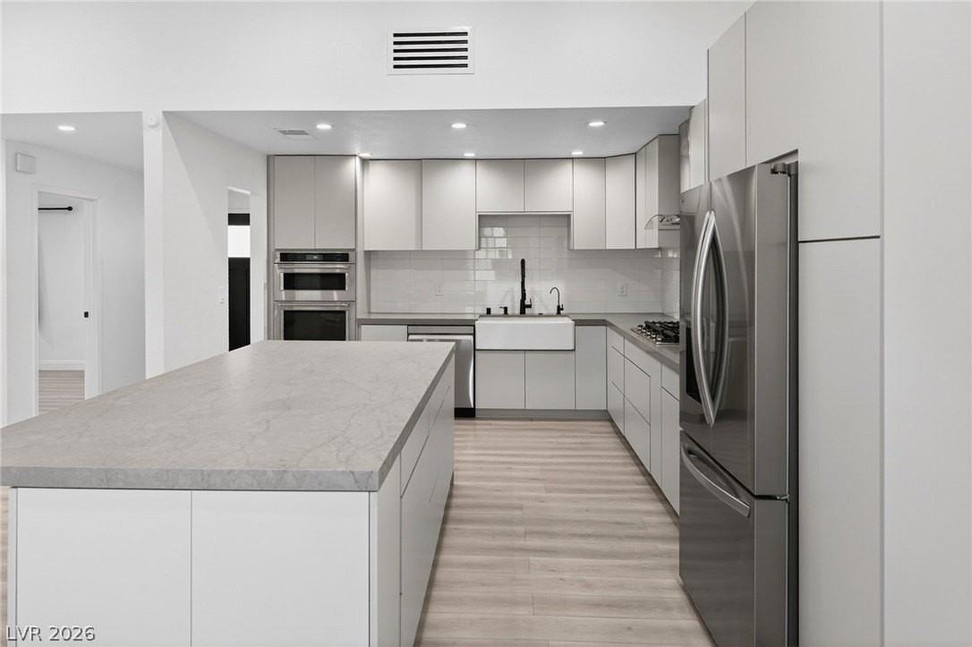 5270 Sepulveda Blvd - Photo 6 of 39