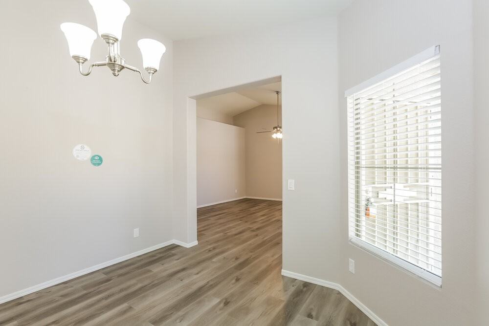 6350 W Hilton Ave - Photo 7 of 16