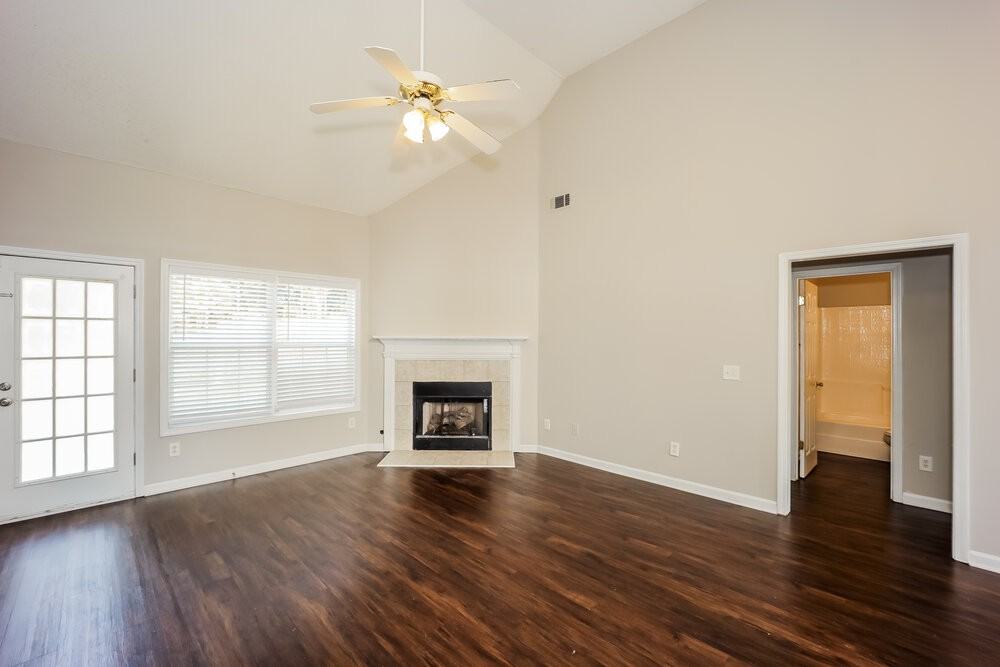 3476 Lumpkin Ct - Photo 4 of 16