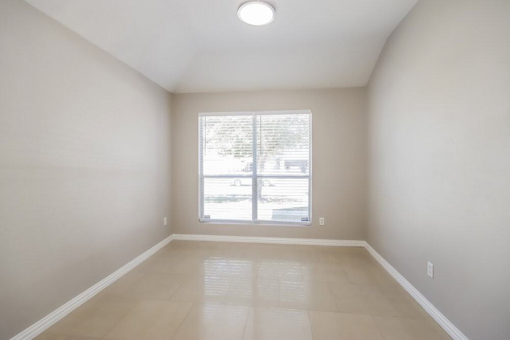 7310 Fox Scene Dr - Photo 6 of 17