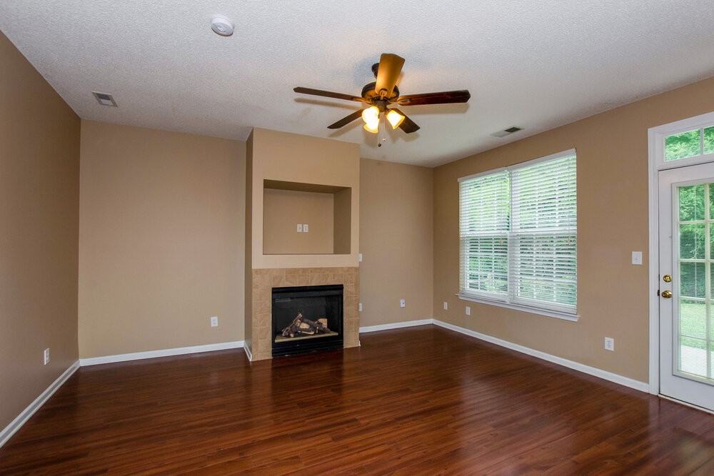 12132 Old Willow Rd - Photo 4 of 20