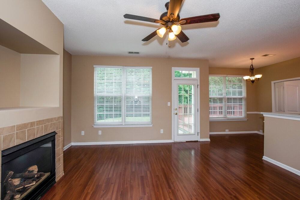 12132 Old Willow Rd - Photo 5 of 20