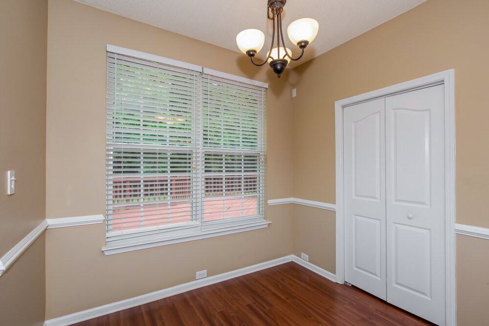 12132 Old Willow Rd - Photo 7 of 20