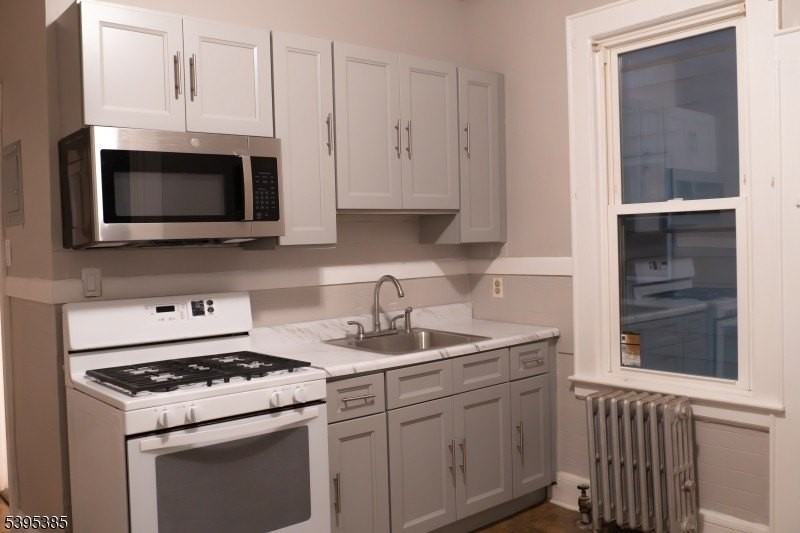 108 Berkshire Pl #2 - Photo 4 of 12