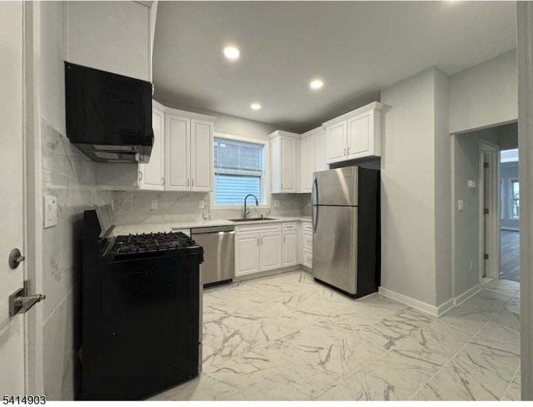 139 Claremont Ave #1 - Photo 3 of 19