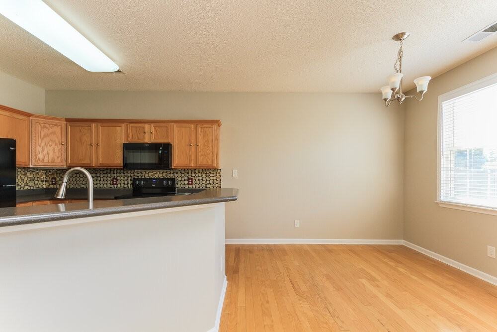 5811 Briggs Dr - Photo 7 of 17