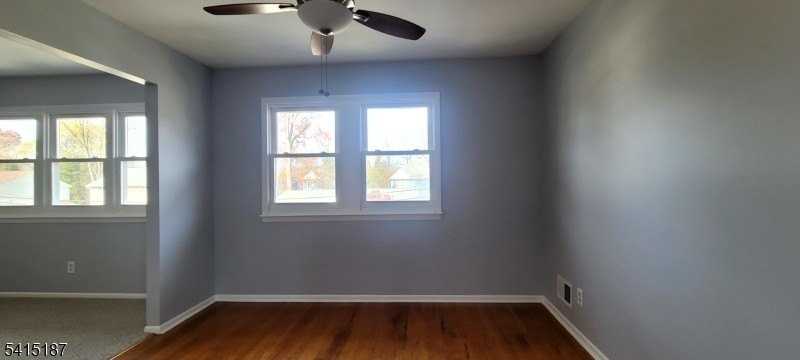 12 Van Buren Ave - Photo 7 of 27