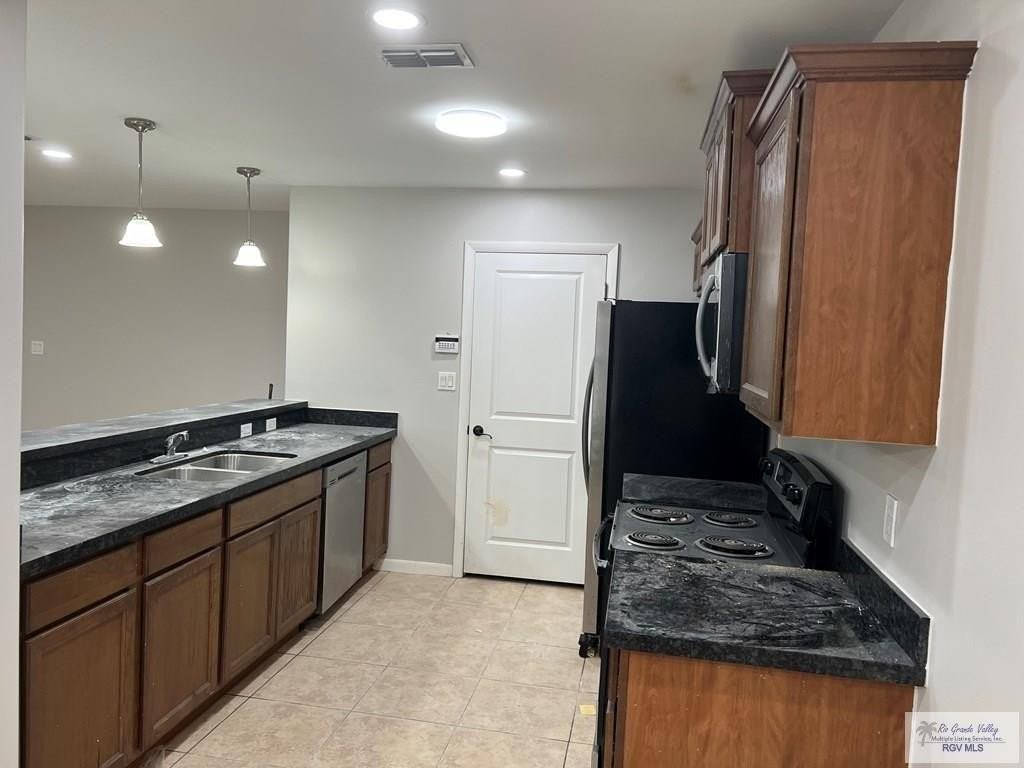 3299 Ticonderoga Dr - Photo 4 of 9