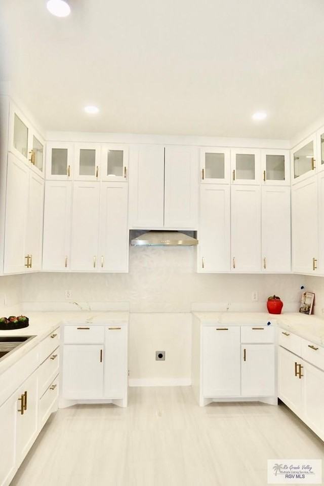 6108 Mackenna Dr - Photo 2 of 26