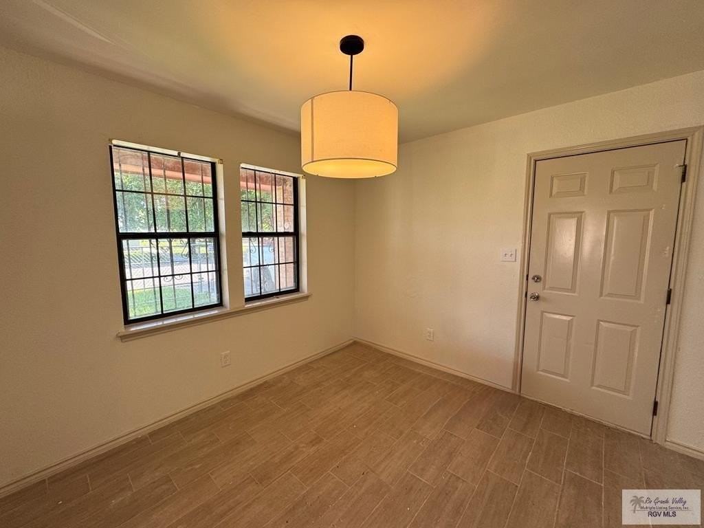 2248 Polk St - Photo 5 of 12