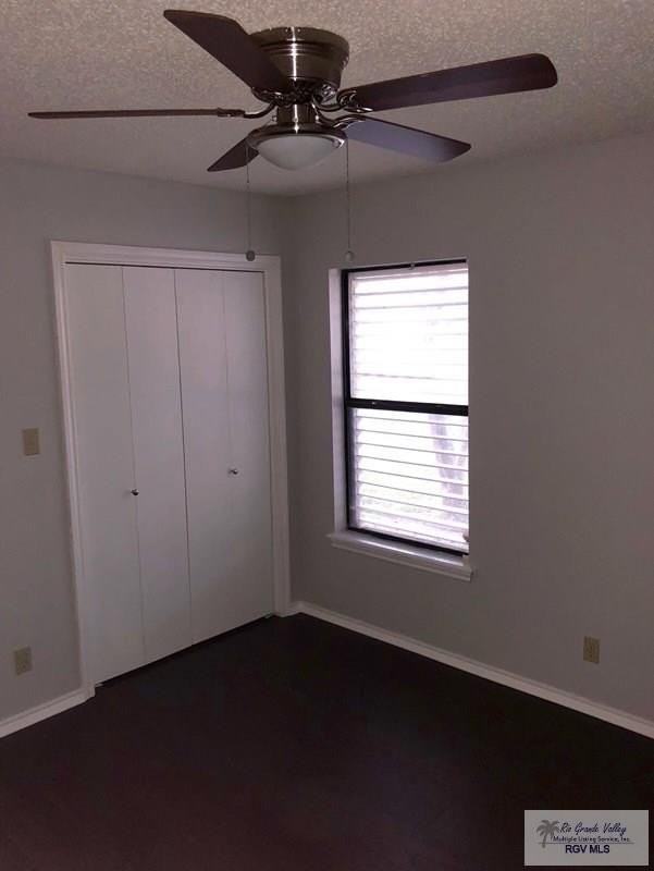 501 Geraldine Ln - Photo 6 of 21