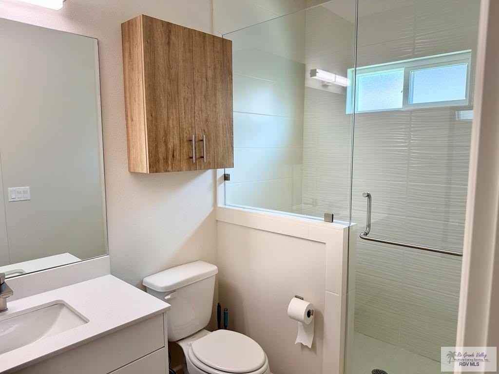 3513 Vanessa Ln Unit 2 - Photo 5 of 10