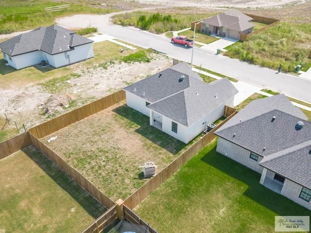 487 Arboleda Ln - Photo 5 of 27