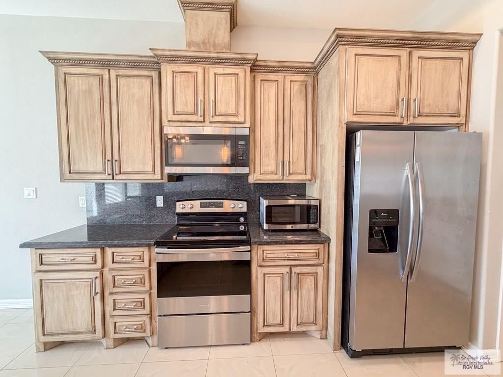 4610 Jerrys Way - Photo 5 of 24