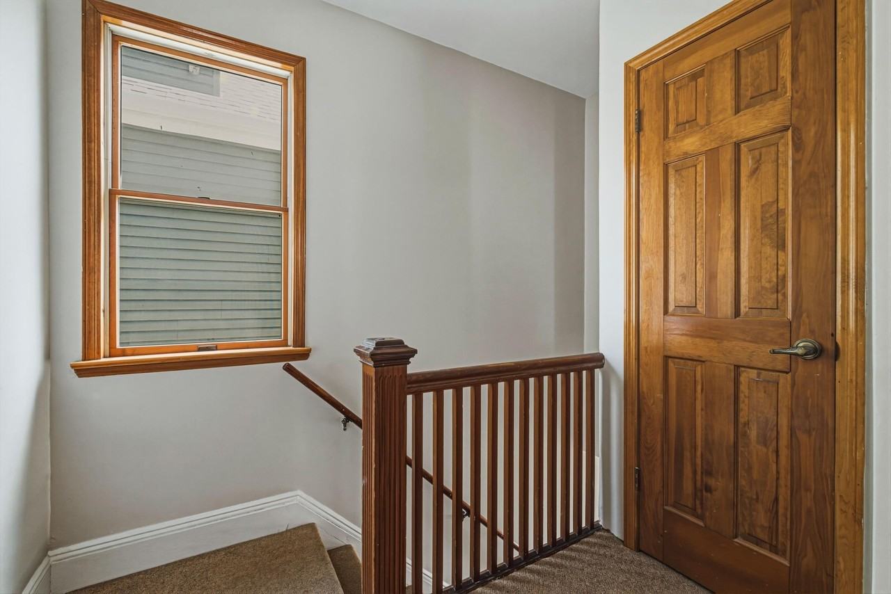 55 W 5th St #2 - Photo 2 of 16