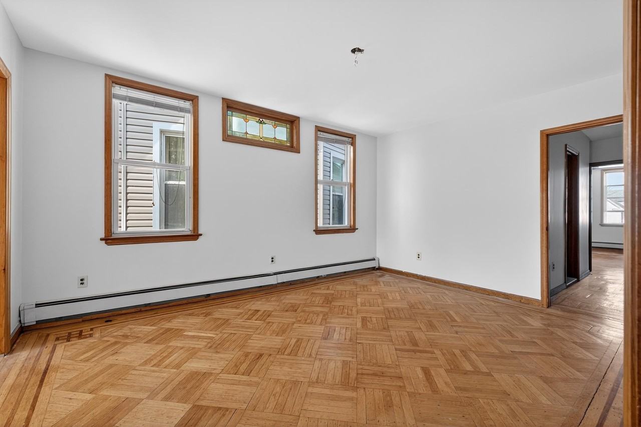 55 W 5th St #2 - Photo 3 of 16