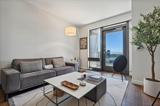 99 Hudson St #1912 - Photo 1 of 1