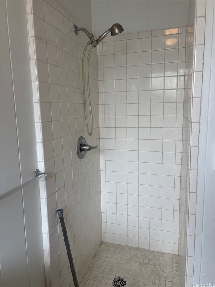 1237 Kamaile St - Photo 5 of 6