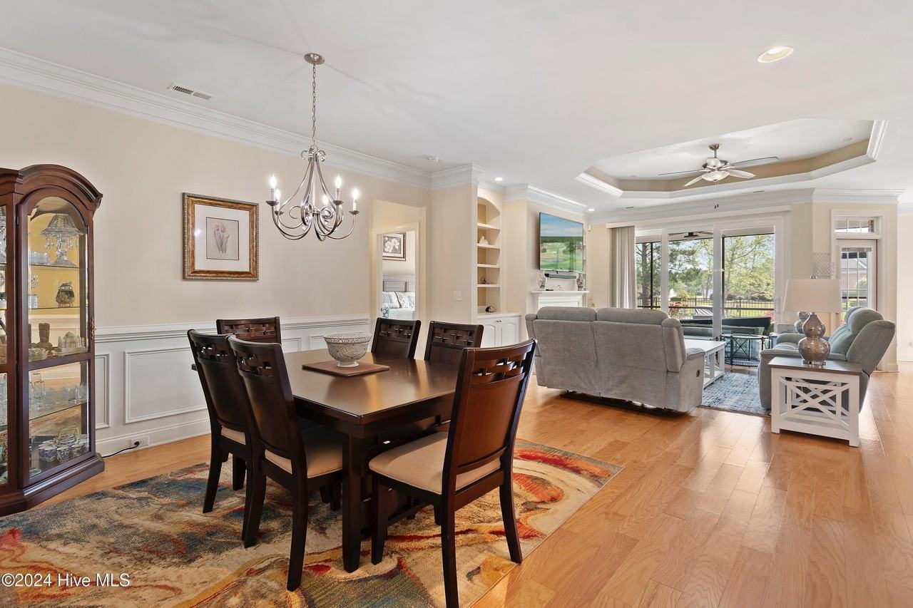 4279 Ashfield Pl - Photo 7 of 41