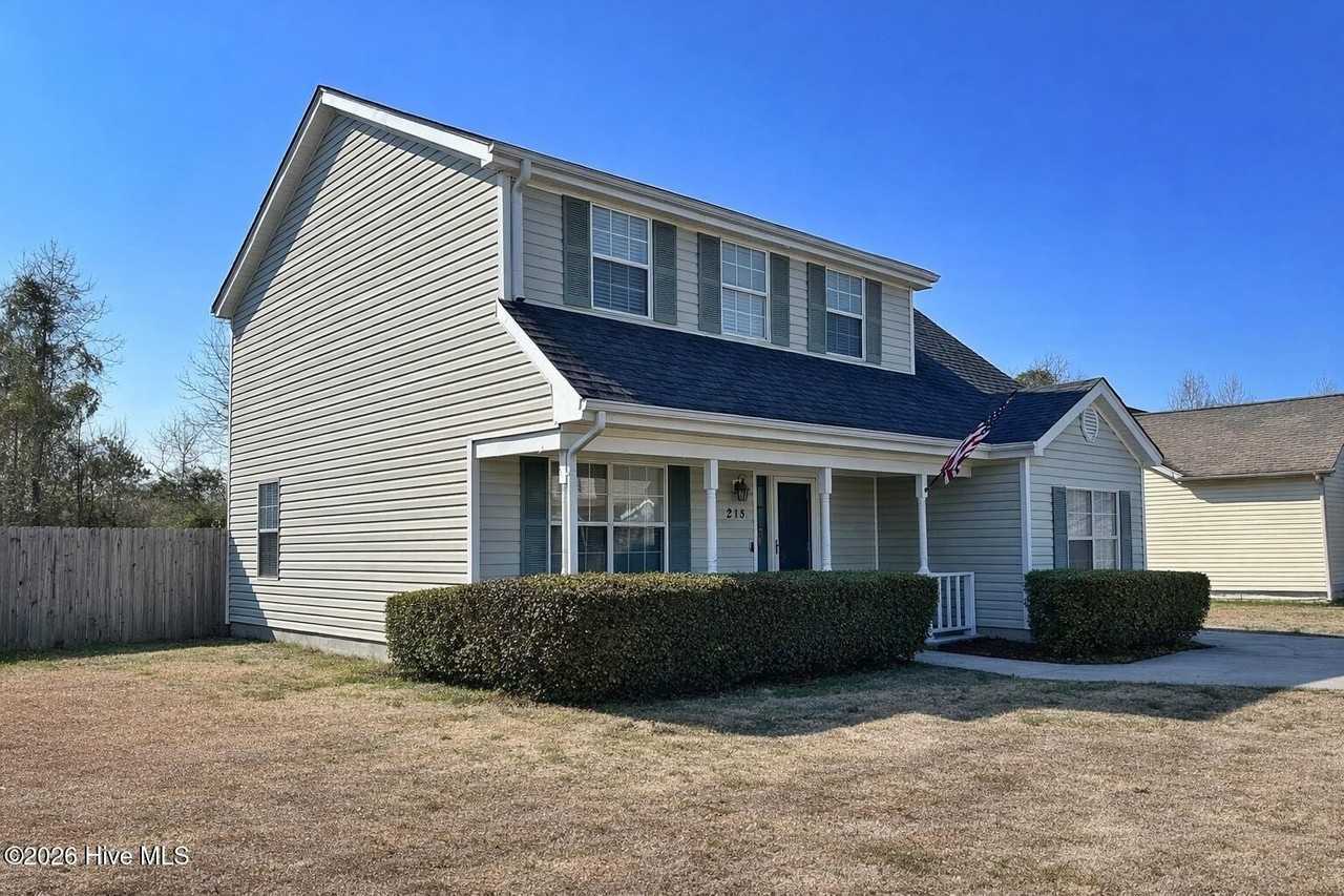 213 Mahogany Dr - Photo 2 of 24