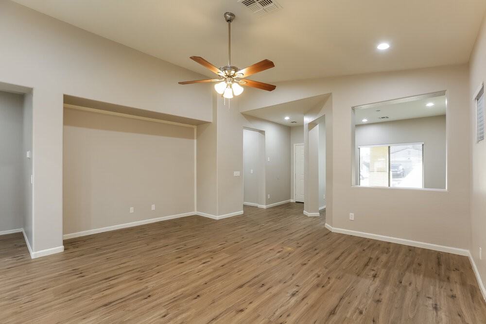 7110 W Superior Ave - Photo 6 of 16