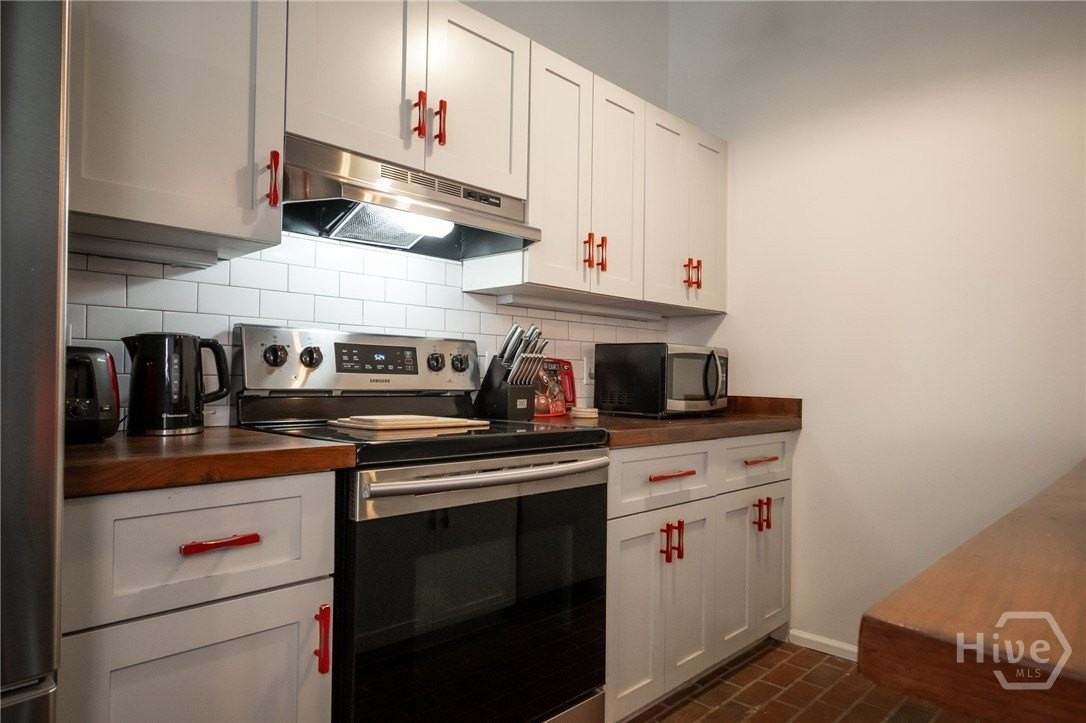 269 N Hull St Apt 202 - Photo 3 of 25