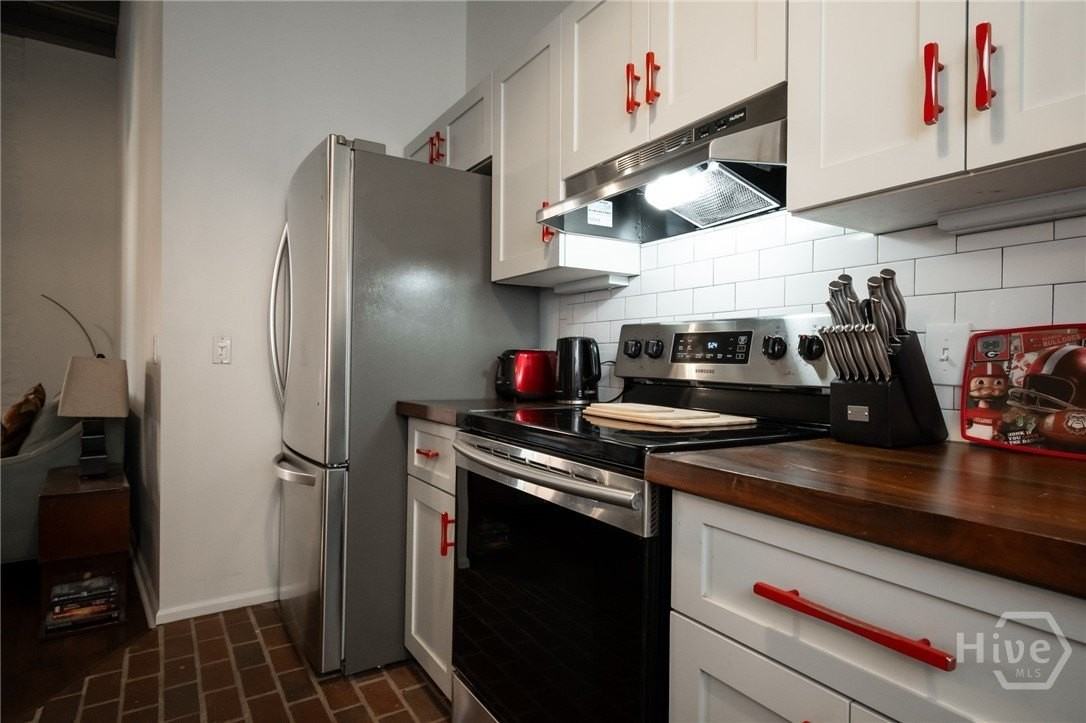 269 N Hull St Apt 202 - Photo 6 of 25