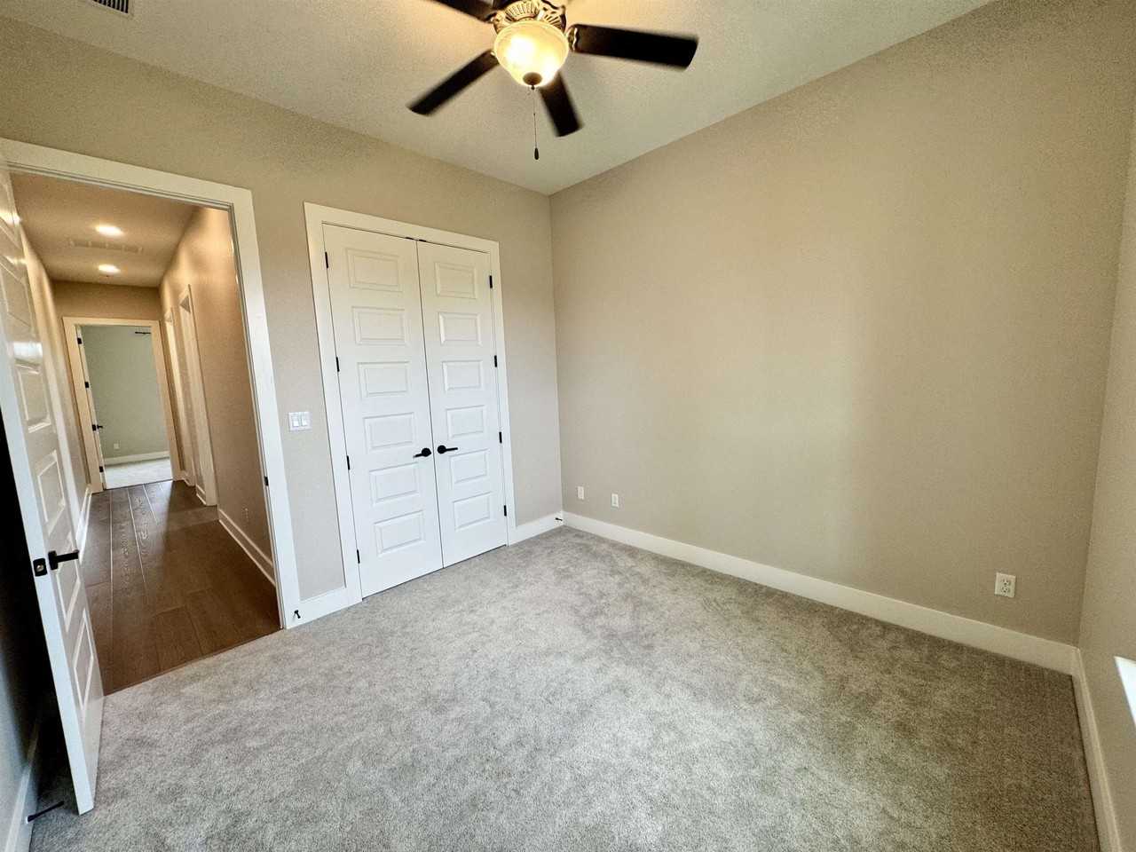 124 Sunrise Cir - Photo 5 of 30